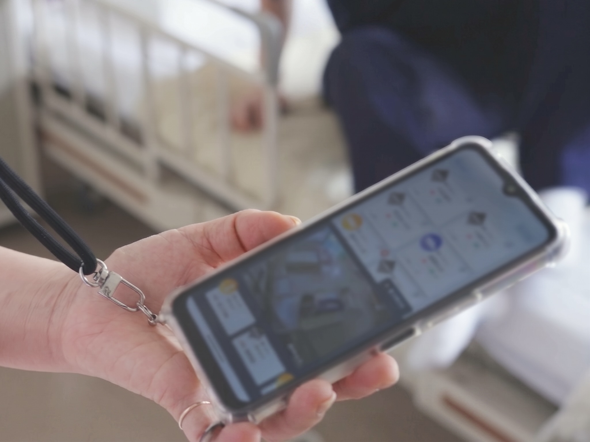 あさひホーム スマホ画面上に表示された眠りCONNECTのカメラ